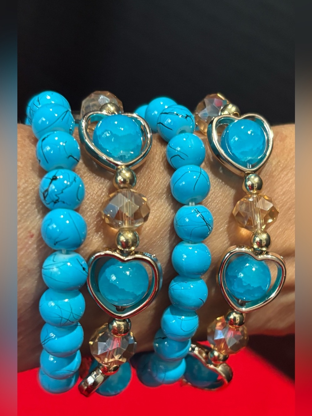 GORGEOUS TURQUOISE GLASS BEADED BRACELETS WITH LINDA HEART ACCENTS 4 PC SET